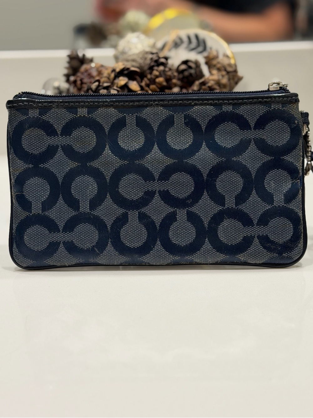Coach Vintage Navy Signature Wristlet - Picture 2 of 10